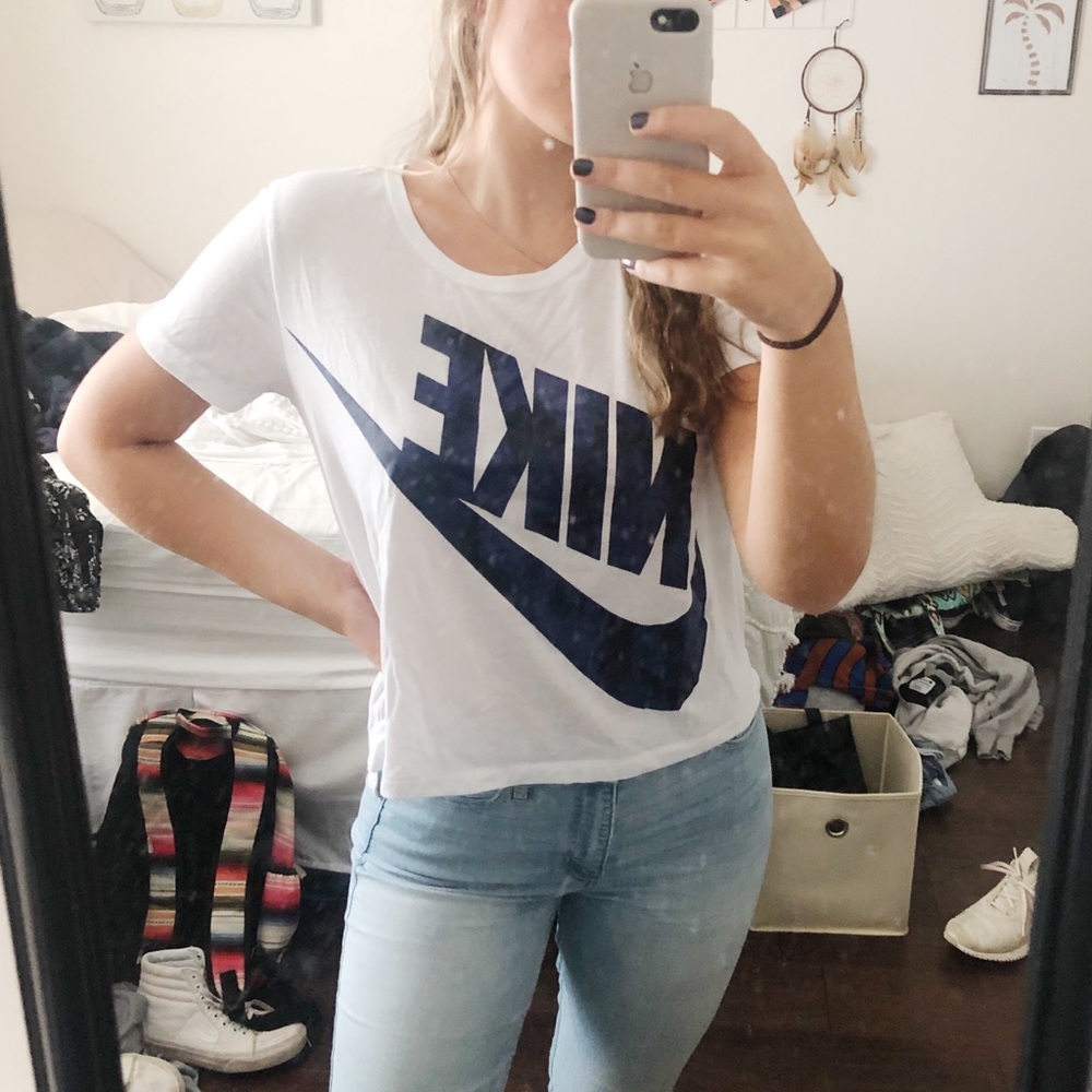 Nike T Shirt